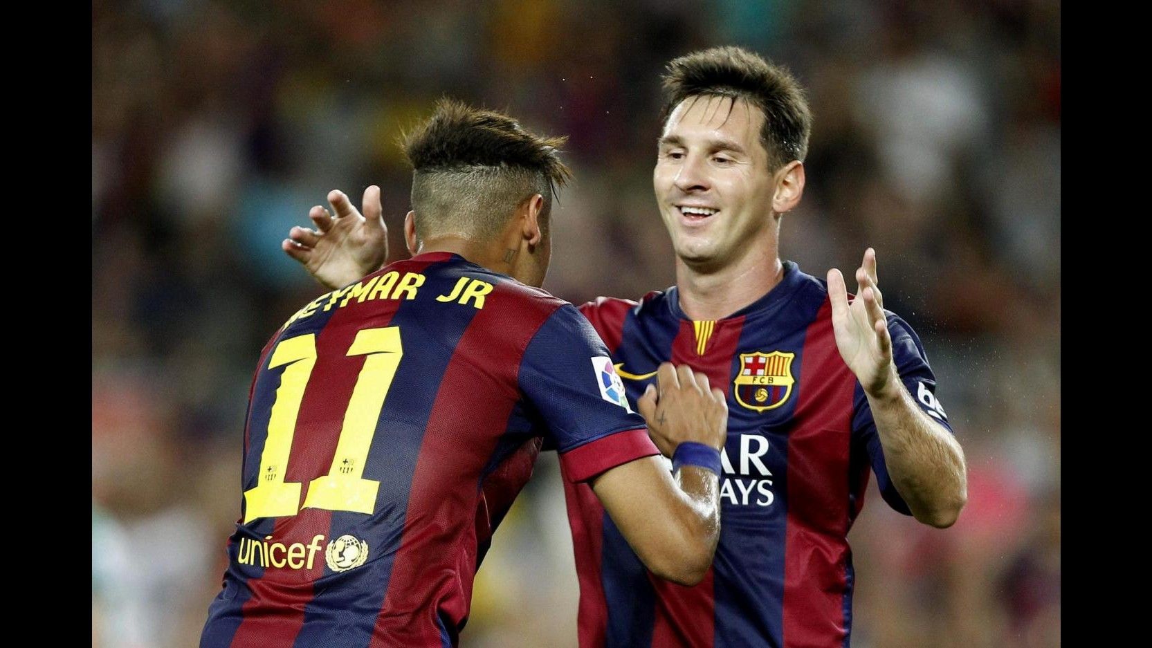 Calcio, Barça vince trofeo Gamper: 6-0 al Leon con esordio Suarez