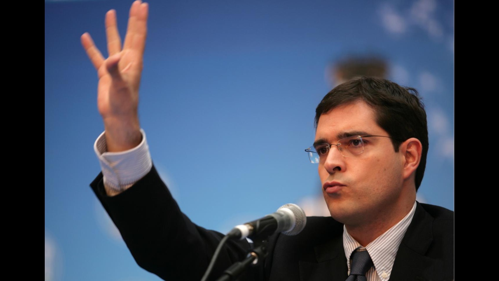 Mediaset, Capezzone: Trovare soluzione, in causa rappresentanza mln italiani