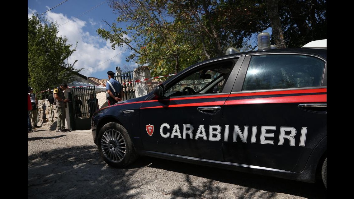 Ancona, padre uccide a coltellate la figlia piccola