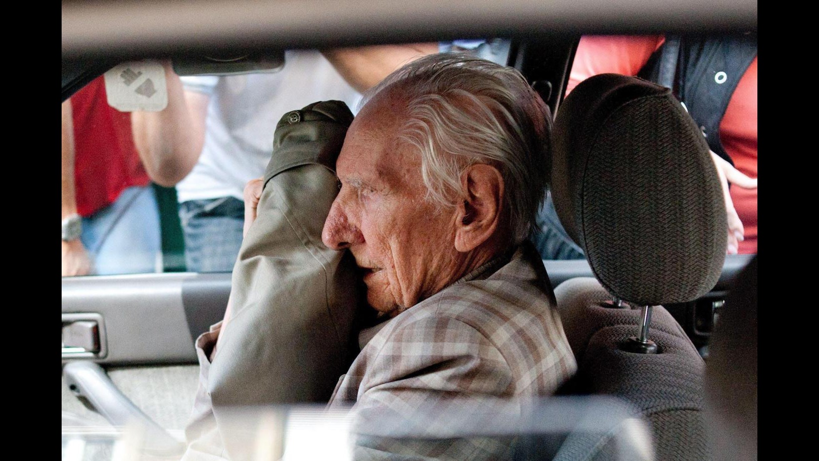 Ungheria, morto a 98 anni Laszlo Csatary: condannato per sterminio ebrei
