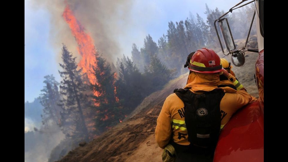 Incendi, continuano i roghi in Friuli e in Sardegna