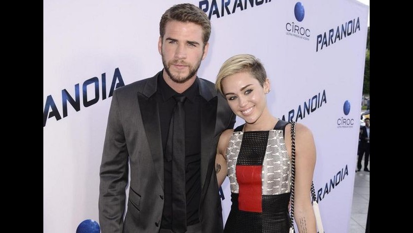 Miley Cyrus e Liam Hemsworth di nuovo insieme a premiére ‘Paranoia’