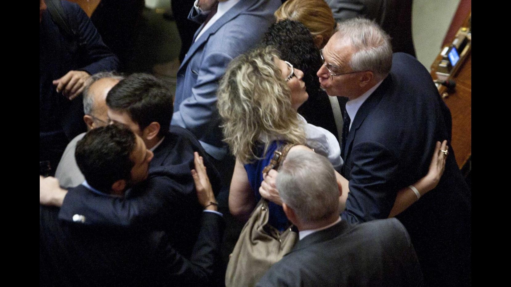 Camera, in ferie fino al 6/9 ma con allerta riapertura se necessario