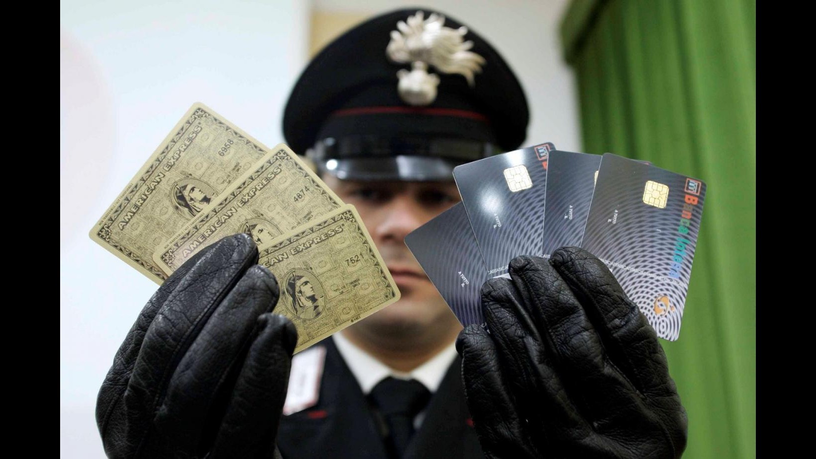 Mef: 266.966 frodi con carte di credito ma controvalore solo 55 mln