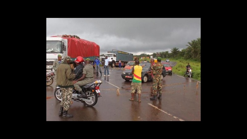 Ebola, allarme Oms: Diffusione virus sottovaluata, continua espansione
