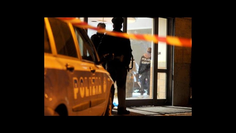 Roma, accoltella due uomini durante lite: arrestato 23enne