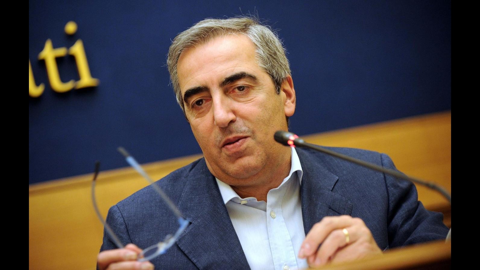 Immigrazione, Gasparri (Fi): Europa non muove un dito, vergogna