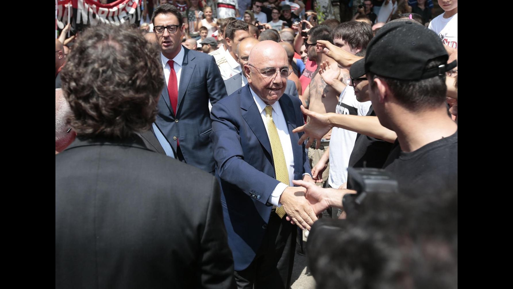 Milan, preso Silvestre in prestito oneroso. Galliani: Per Honda si è aperto uno spiraglio