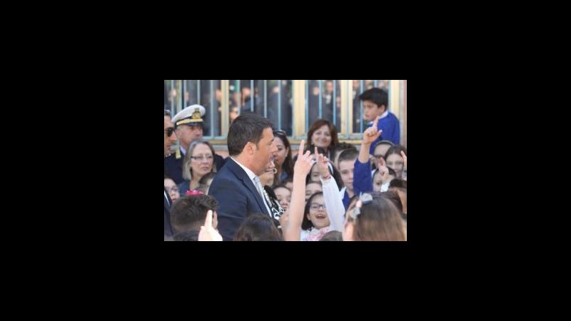 Scuola, Renzi avverte: Più risorse ma anche tanta spending review