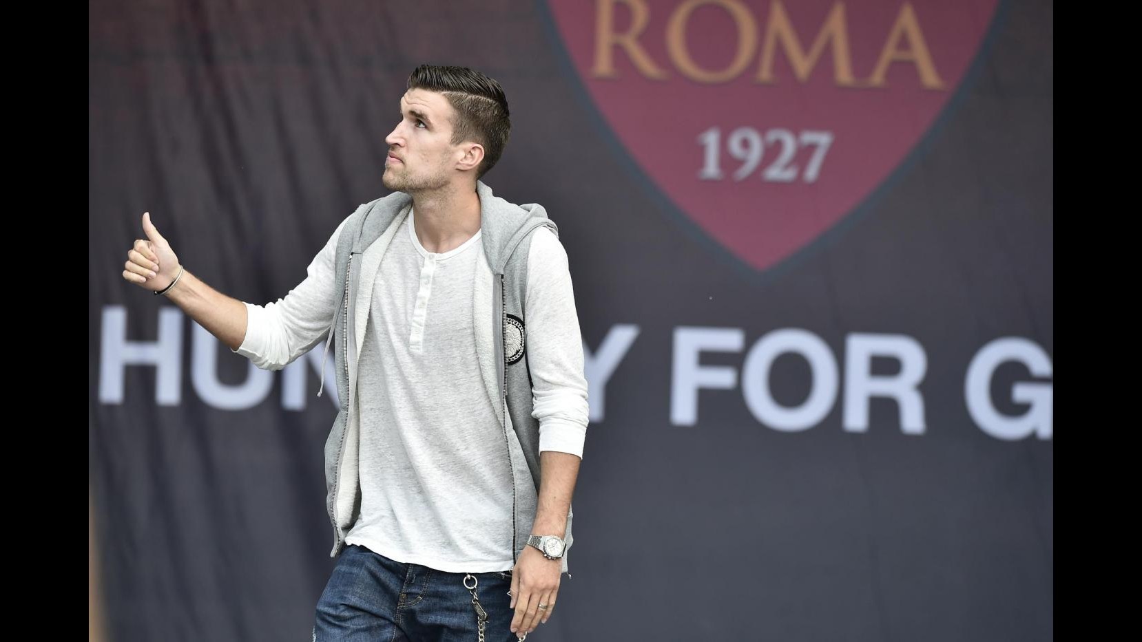 Roma attenta, Van Gaal sogna arrivo Strootman a gennaio