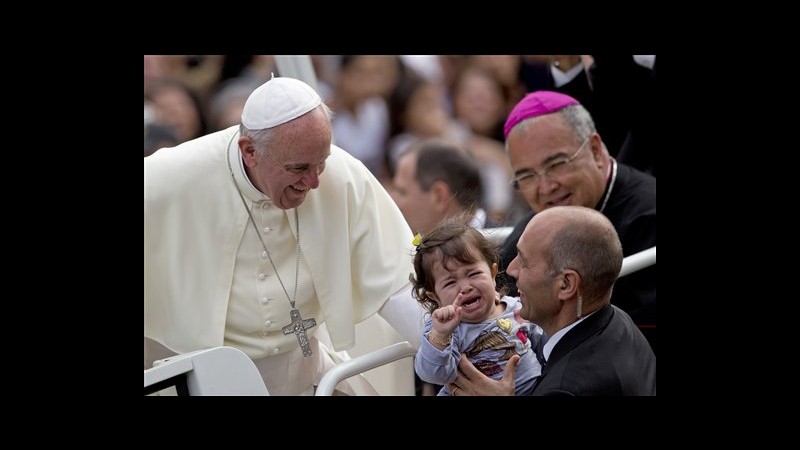 Gmg, folla oceanica per Via crucis di papa Francesco a Copacabana