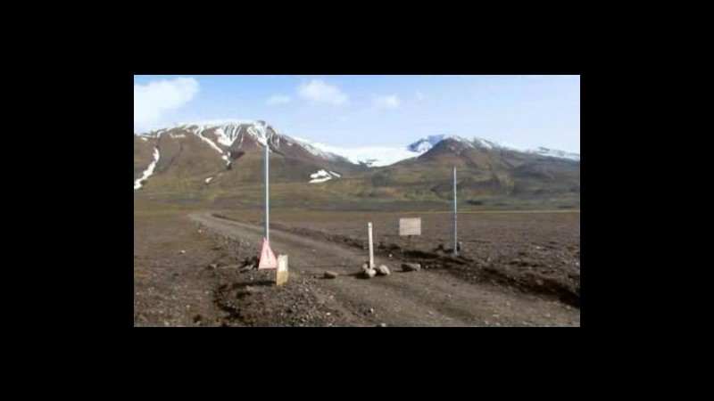 Islanda, eruzione vulcano: revocato divieto sorvolo