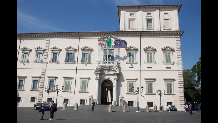 Quirinale, le regole sui senatori a vita: Due interpretazioni