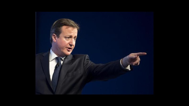 Cameron: Nessuna azione in Siria prima di aver ascoltato esperti Onu