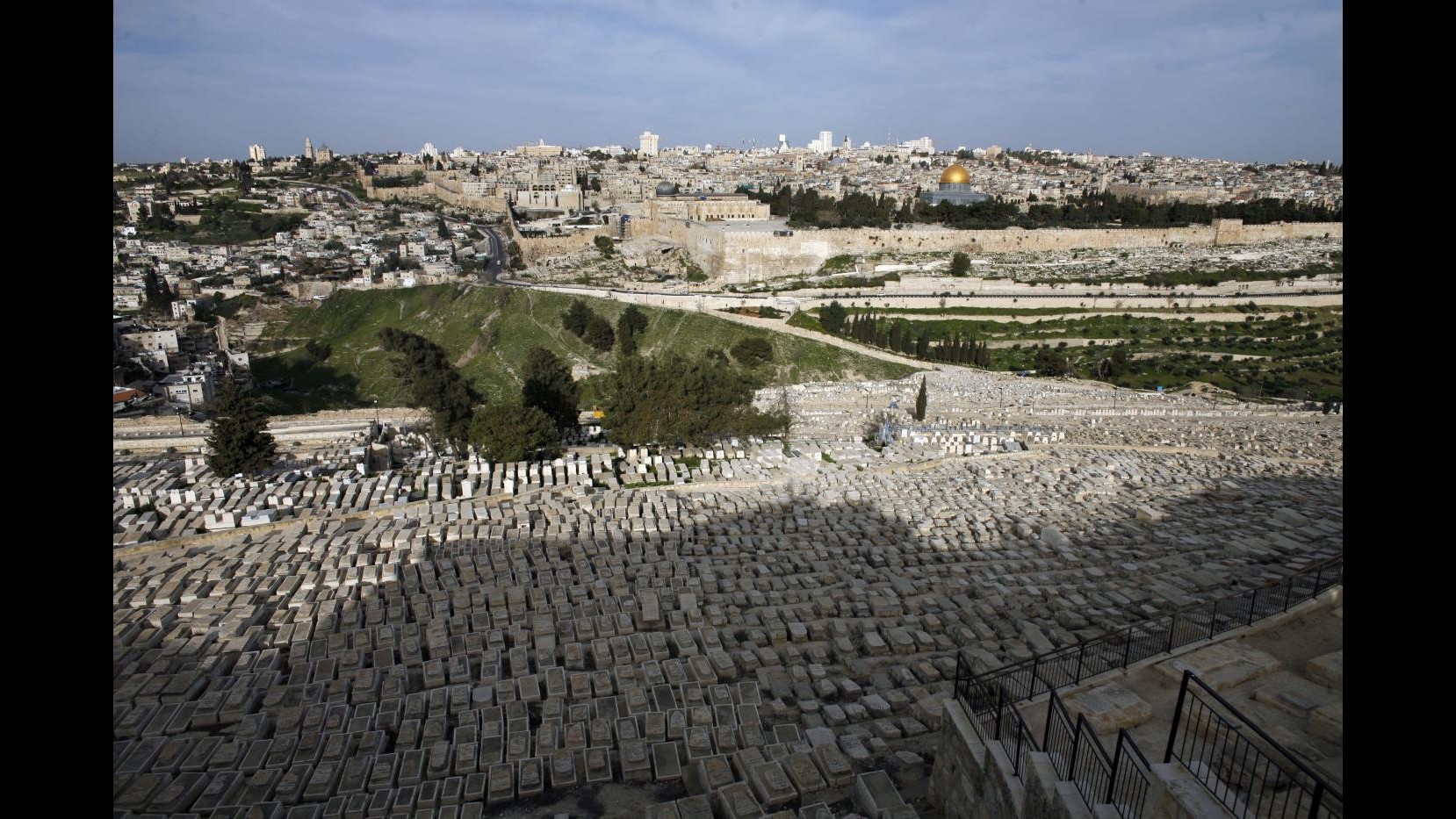 Israele, trovato corpo vicino Gerusalemme: forse ragazzo Usa scomparso