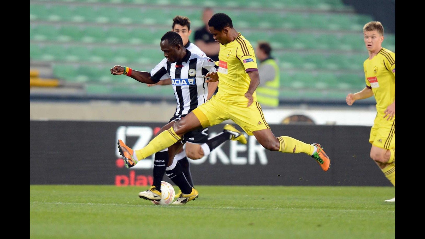 Stampa GB: niente Inter, Eto’o raggiunge Mourinho al Chelsea. Rooney resta allo United