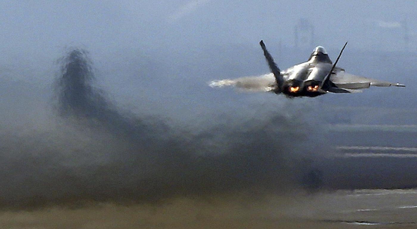 Usa, jet esercito si schianta in ovest Virginia