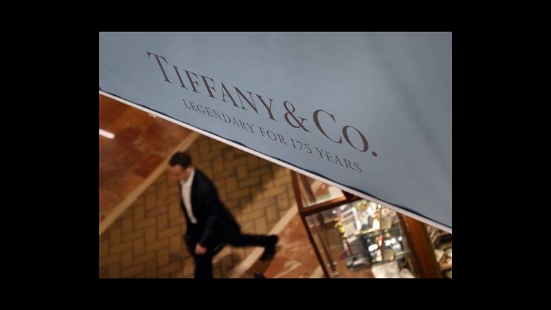 Tiffany, utile trimestrale sale a 106,8 mln dollari (+16%)