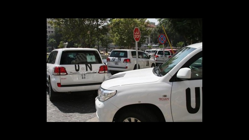 Siria, spari dei cecchini sul convoglio degli ispettori Onu, nessun ferito