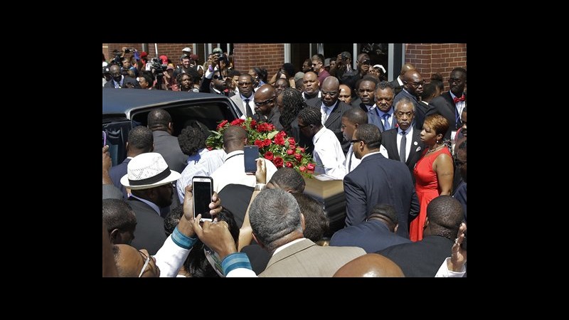 Usa, migliaia ai funerali di Michael Brown a St. Louis