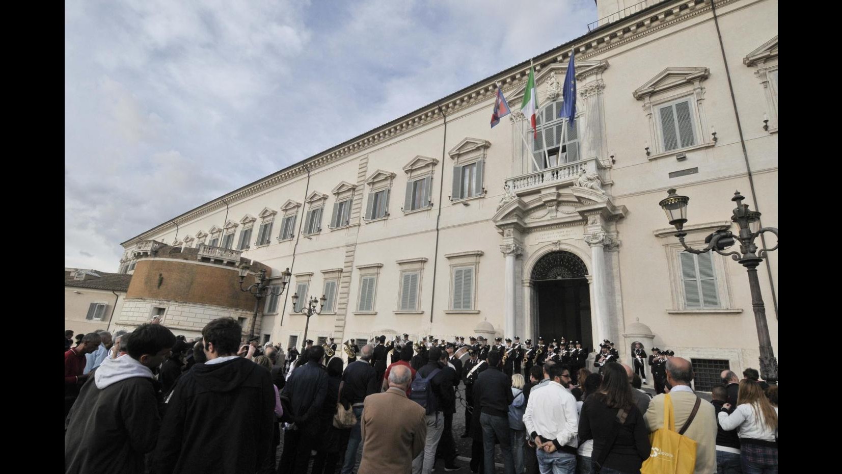 Napolitano: Crisi estere manifestazioni acute di fragilità