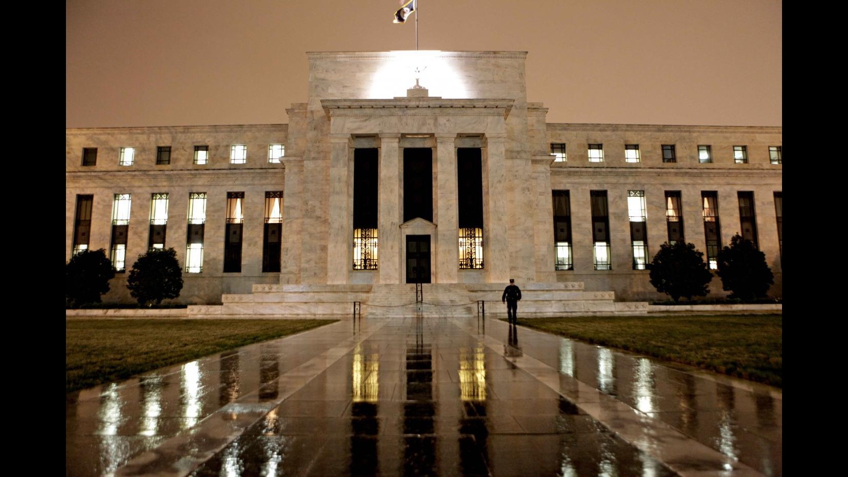 Crisi, Fed divisa su tempistica rallentamento acquisti asset