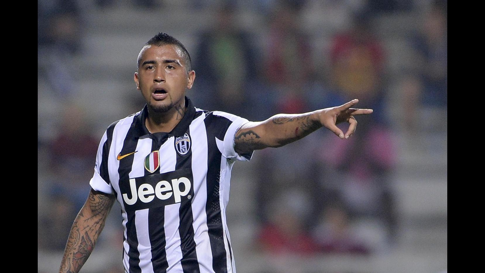 Mercato, stampa Gb: Manchester United stringe per Vidal, Welbeck nella trattativa