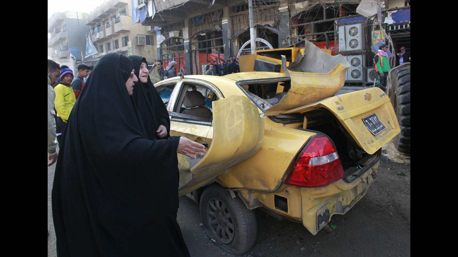 Iraq, autobombe in tre città: almeno 10 morti e decine di feriti