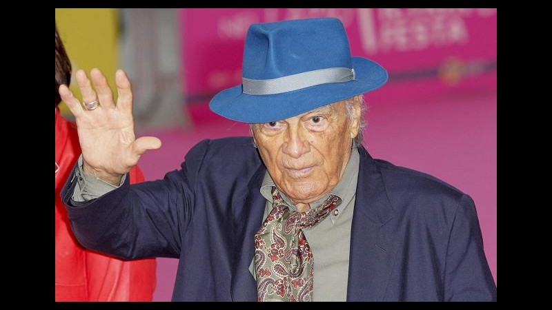 Teatro, Giorgio Albertazzi festeggia 90 anni sul palco con D’Annunzio
