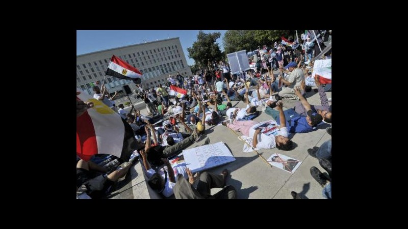 Egitto, presidio alla Farnesina per chiedere ripristino democrazia