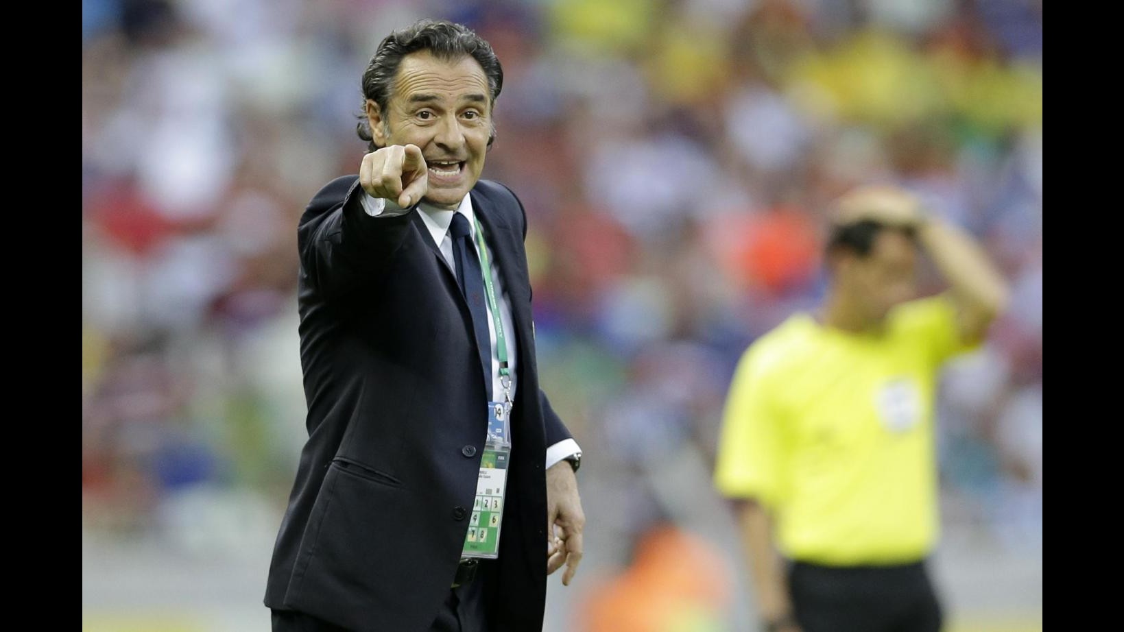 Prandelli: Anche Totti e Del Piero in lizza per il Mondiale. In Italia ci sono bravi allenatori