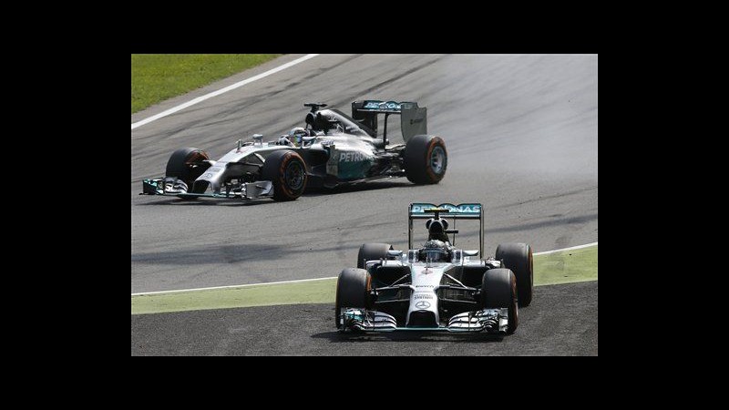 F1, Fia vieta messaggi di aiuto via radio tra piloti e team
