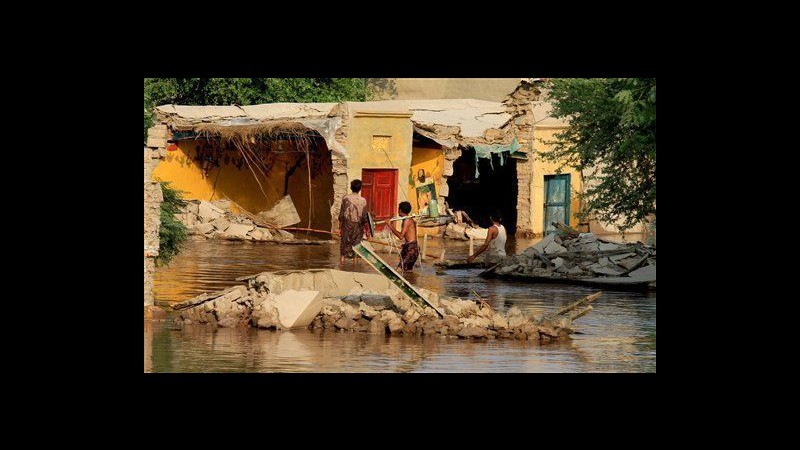 Pakistan, alluvioni: 4mila evacuati, 461 i morti in tutta la regione