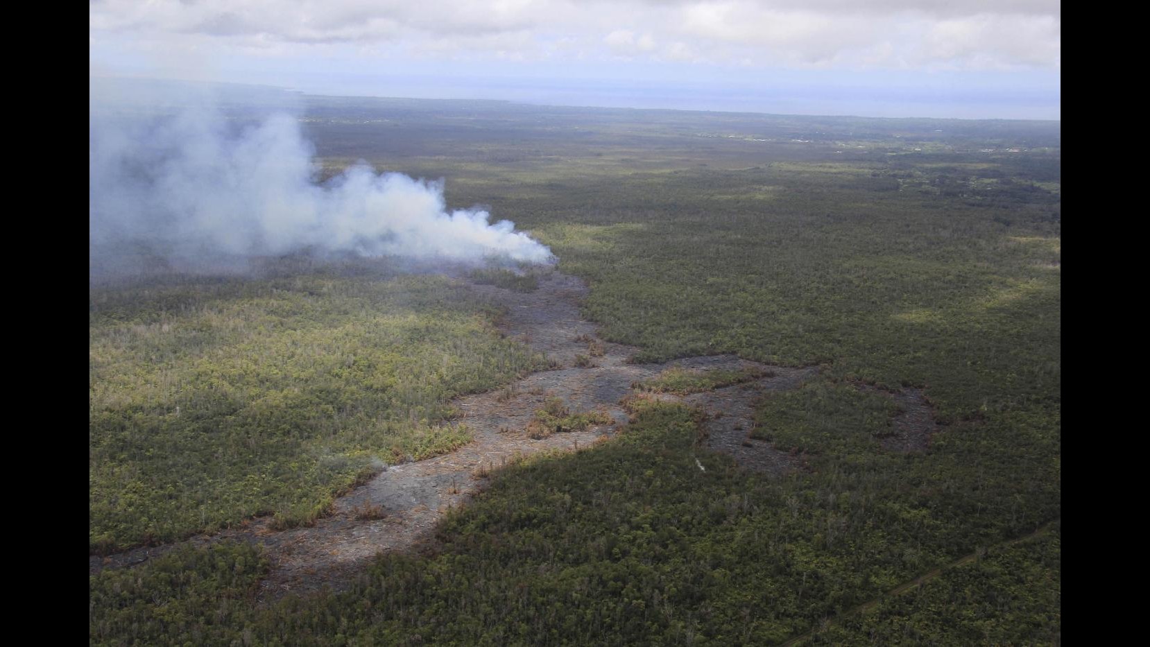 Fuoriuscite lava da vulcano alle Hawaii: rischio isolamento città