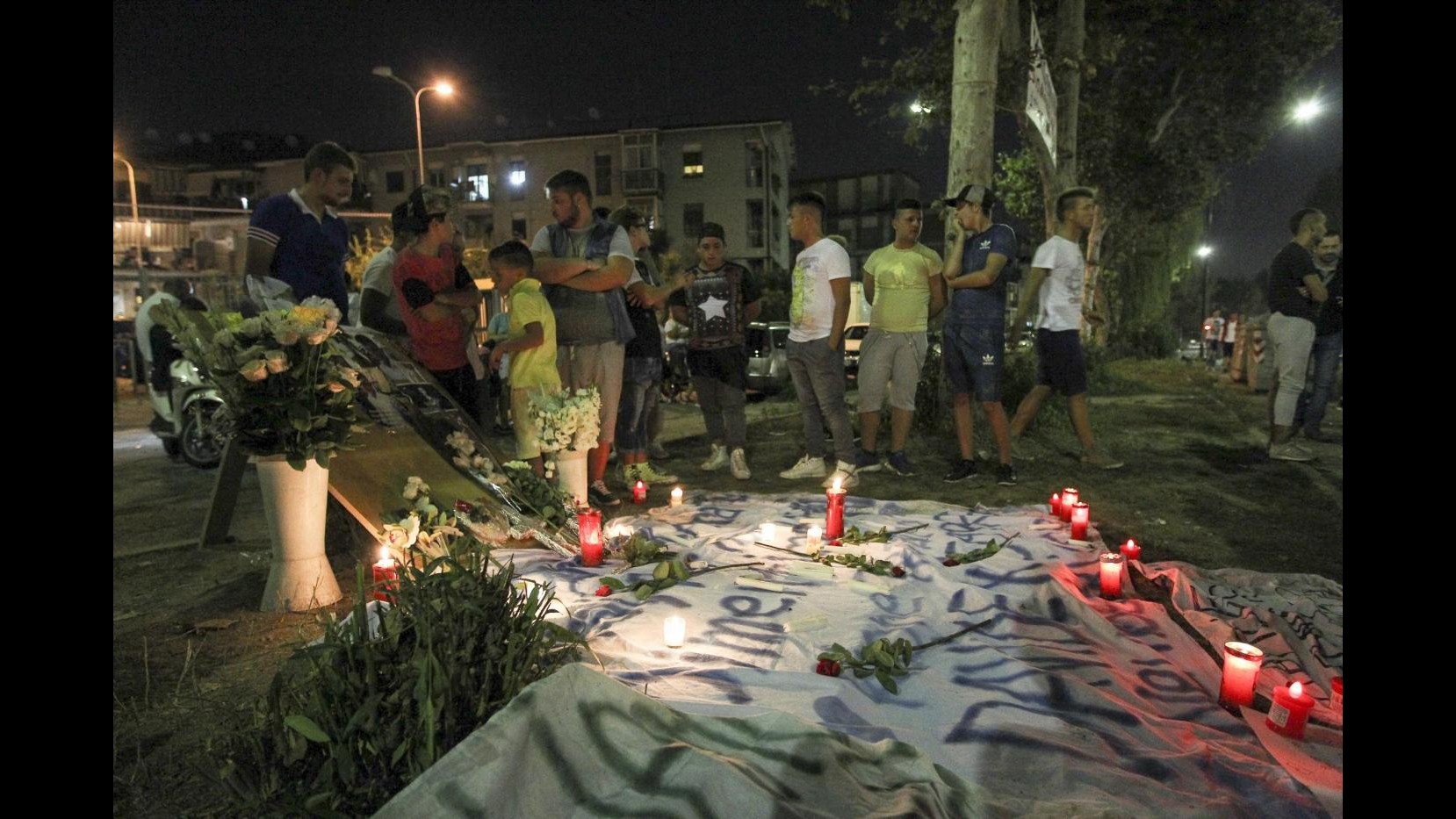Napoli, scrivono ‘Carabiniere assassino’ in ufficio vigili: denunciati