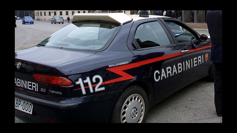Lite di vicinato degenera in raid di camorra, 5 arresti a Napoli