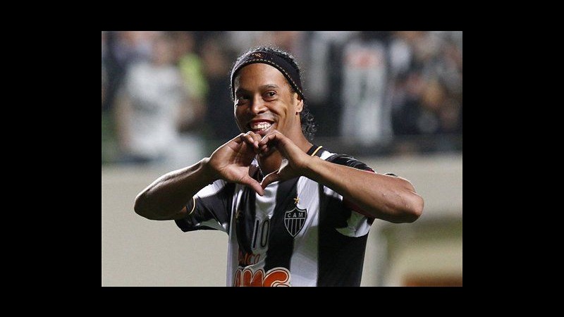 Ronaldinho ricomincia dal Messico: ingaggiato dal Queretaro