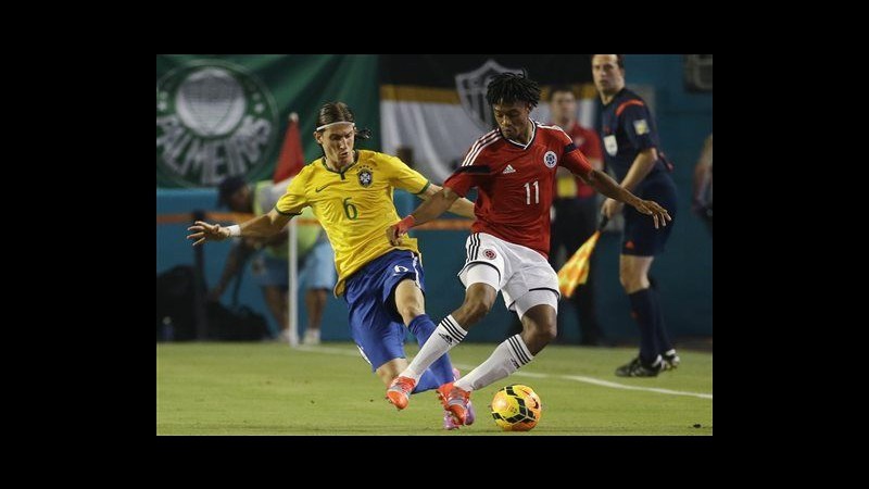 Esordio ok per Dunga, Brasile supera Colombia 1-0: decide punizione Neymar