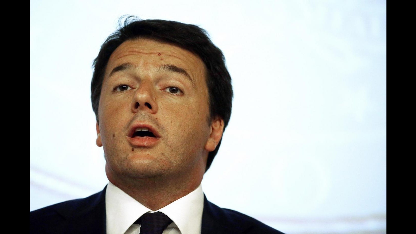 Difesa, Renzi: In mille giorni investimenti in innovazioni e ricerca