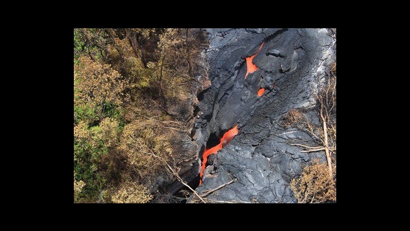 Usa, lava da vulcano Kilauea minaccia case su isola grande Hawaii