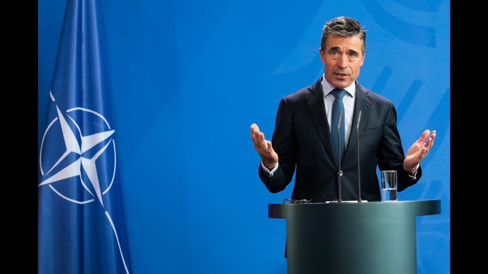 Ucraina, Rasmussen: Nato accoglie ogni sforzo per dialogo