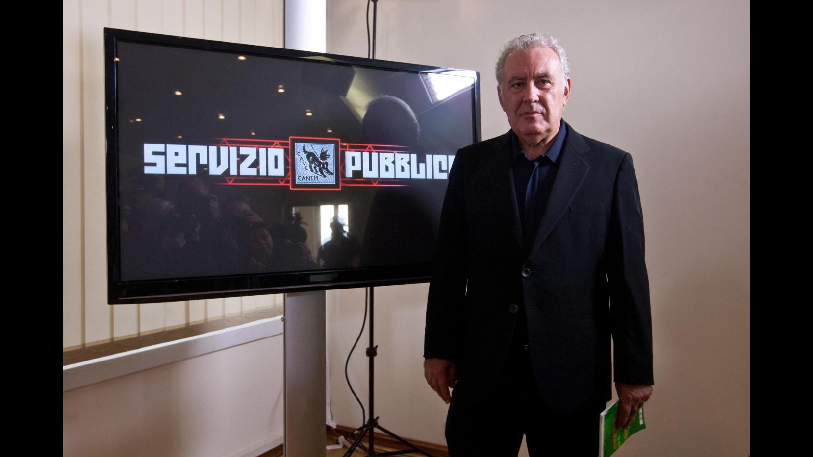 Tv, Santoro: L’addio di Servizio Pubblico, c’è overdose di talkshow