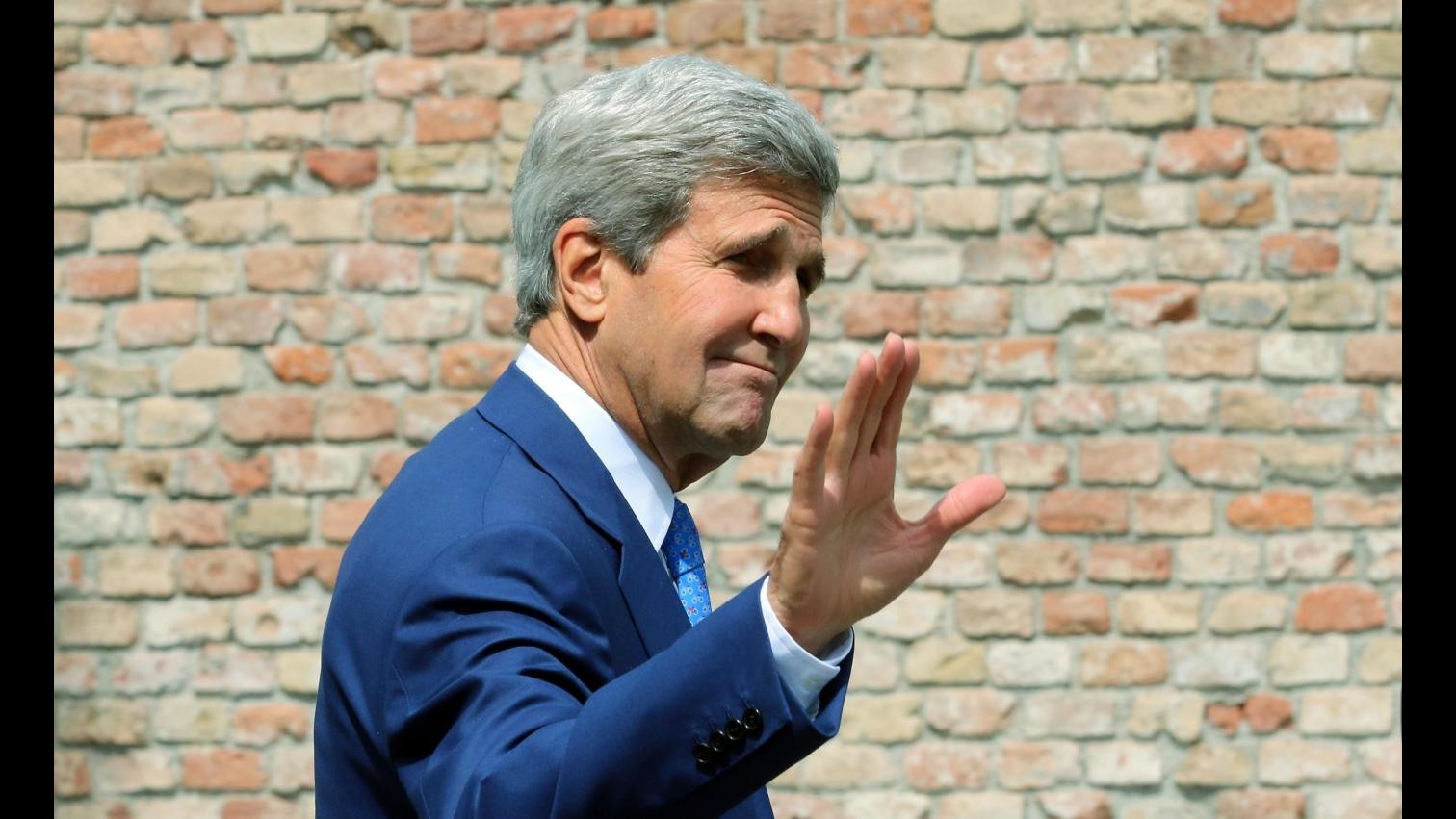Iran, Kerry a Zarif: Washington vuole far progredire colloqui nucleari