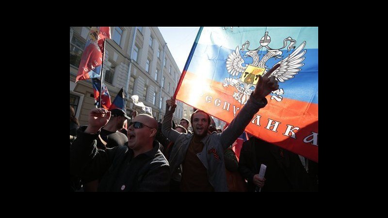 Mosca, 20mila in piazza contro ingerenza russa in Ucraina
