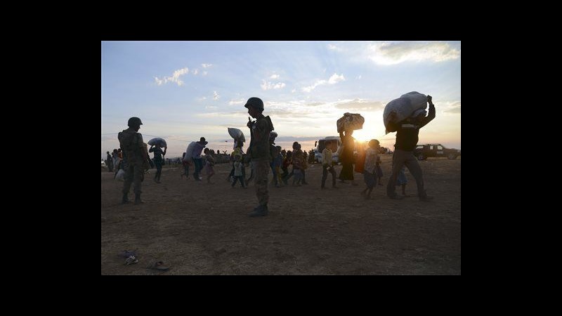 Siria, in Turchia scontri agenti-curdi al confine: chiusa frontiera