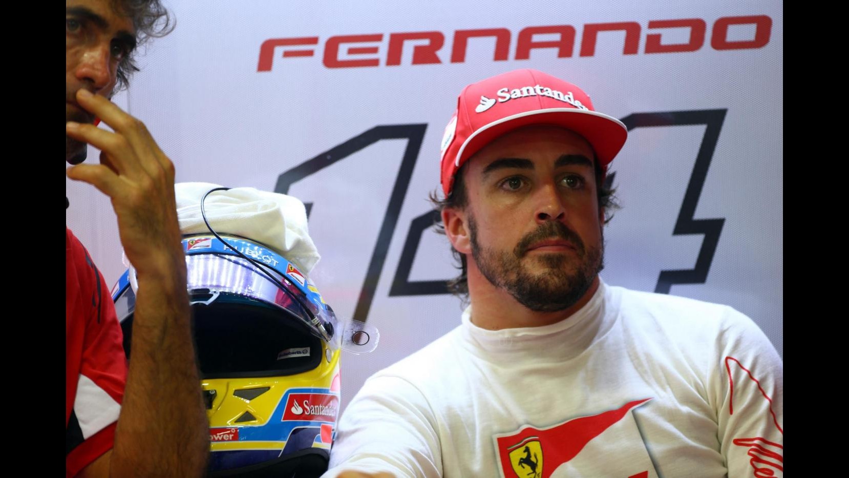 F1, Alonso: Guidare di notte a Singapore ha sempre un grande fascino