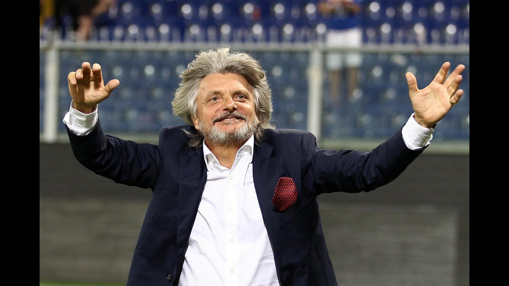 Calcio,Sampdoria:Ferrero si unisce a tifosi in coda per biglietti derby