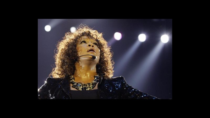 Tributo della Sony a Whitney Houston: un album con i suoi migliori live