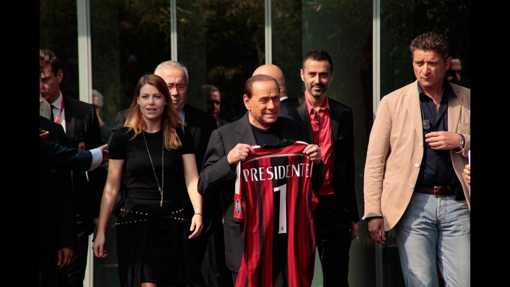 Milan, Galliani a Milanello: Berlusconi si complimenta con la squadra