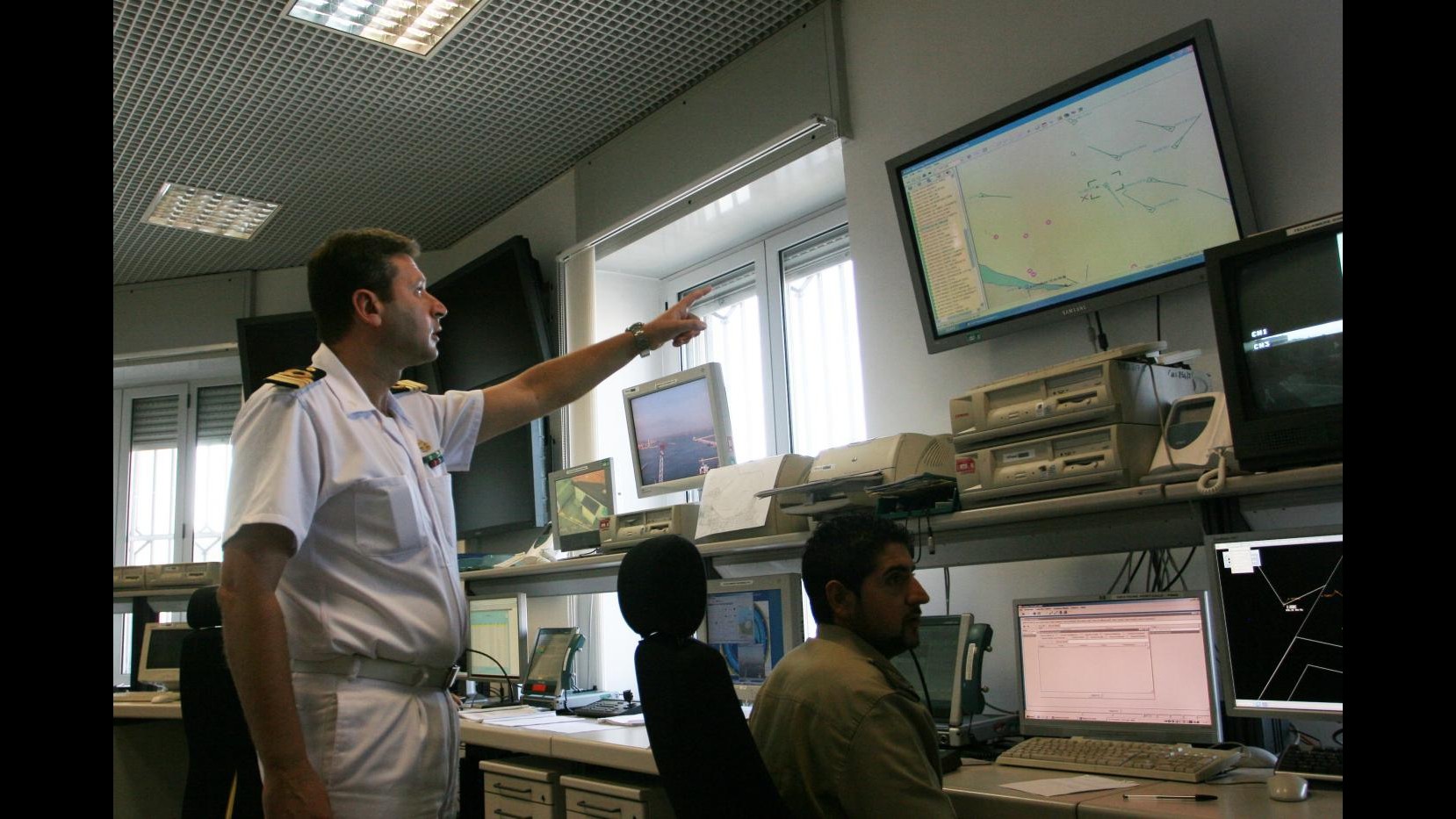 Cagliari, imbarcazione in avaria: sei persone soccorse dalla finanza